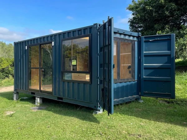 Custom 20ft Cozy Cabin Container House